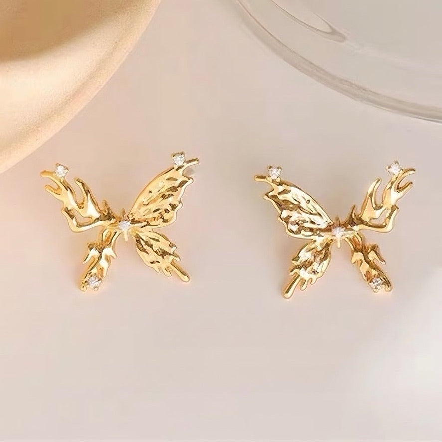 INS Style Cool Simple Butterfly-shaped Gold Lustrous Ear Studs