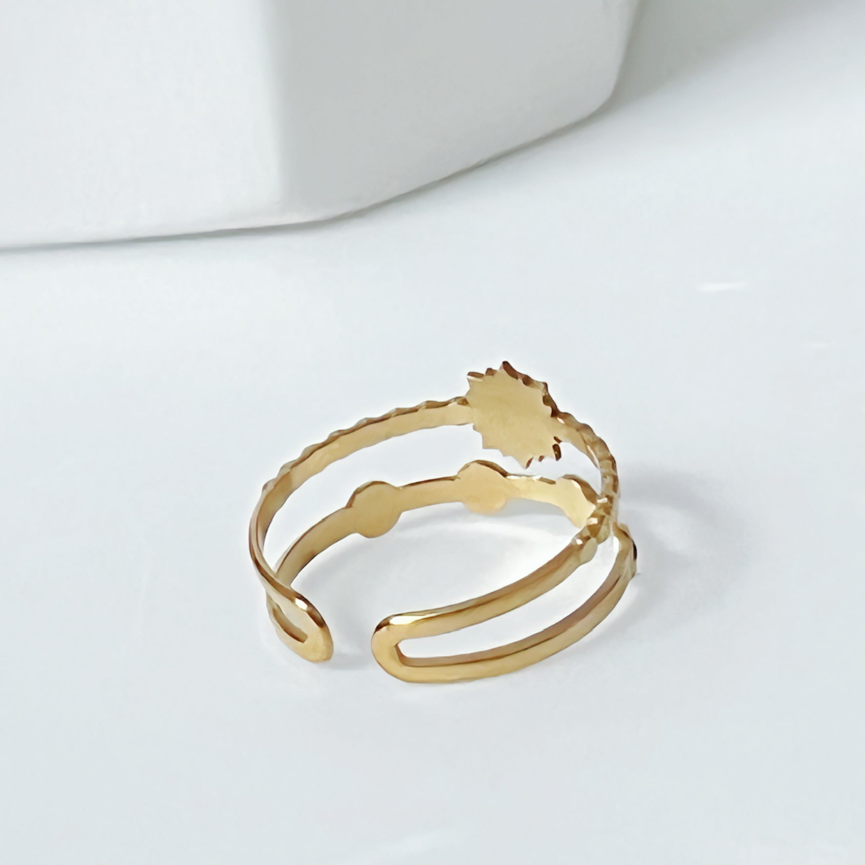 Vintage European Style Gold Multi-color Simple Layering Ring