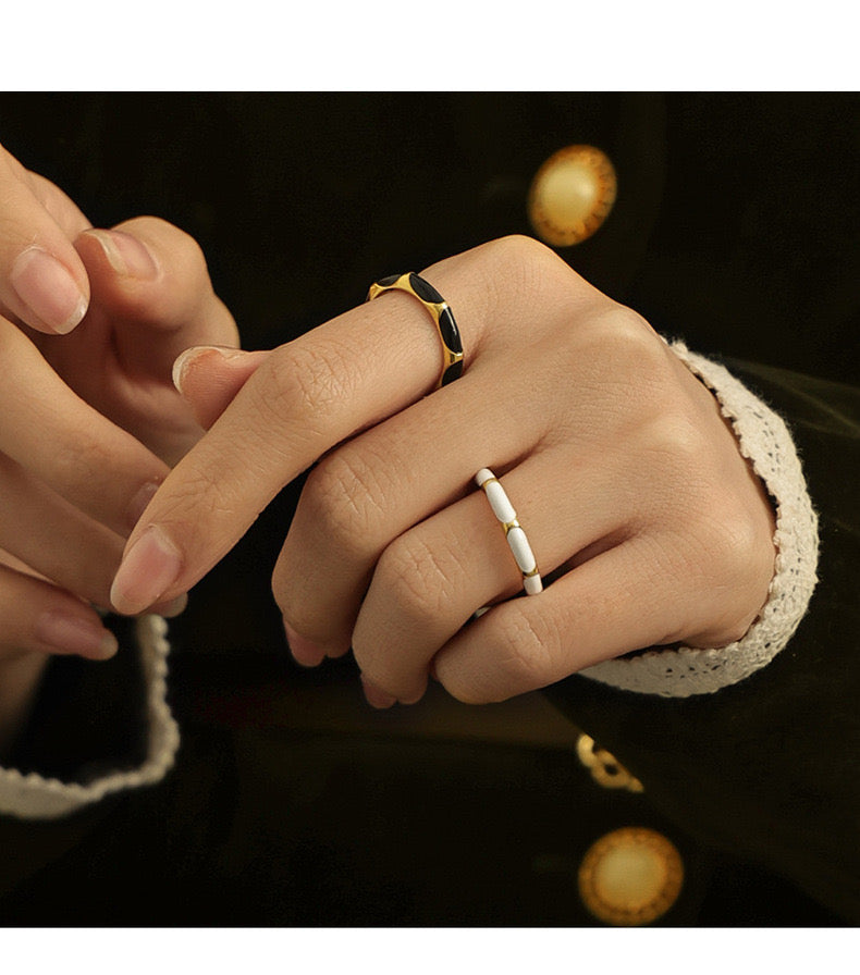 Must-have Stacking Band Enamel Ring (2 styles)